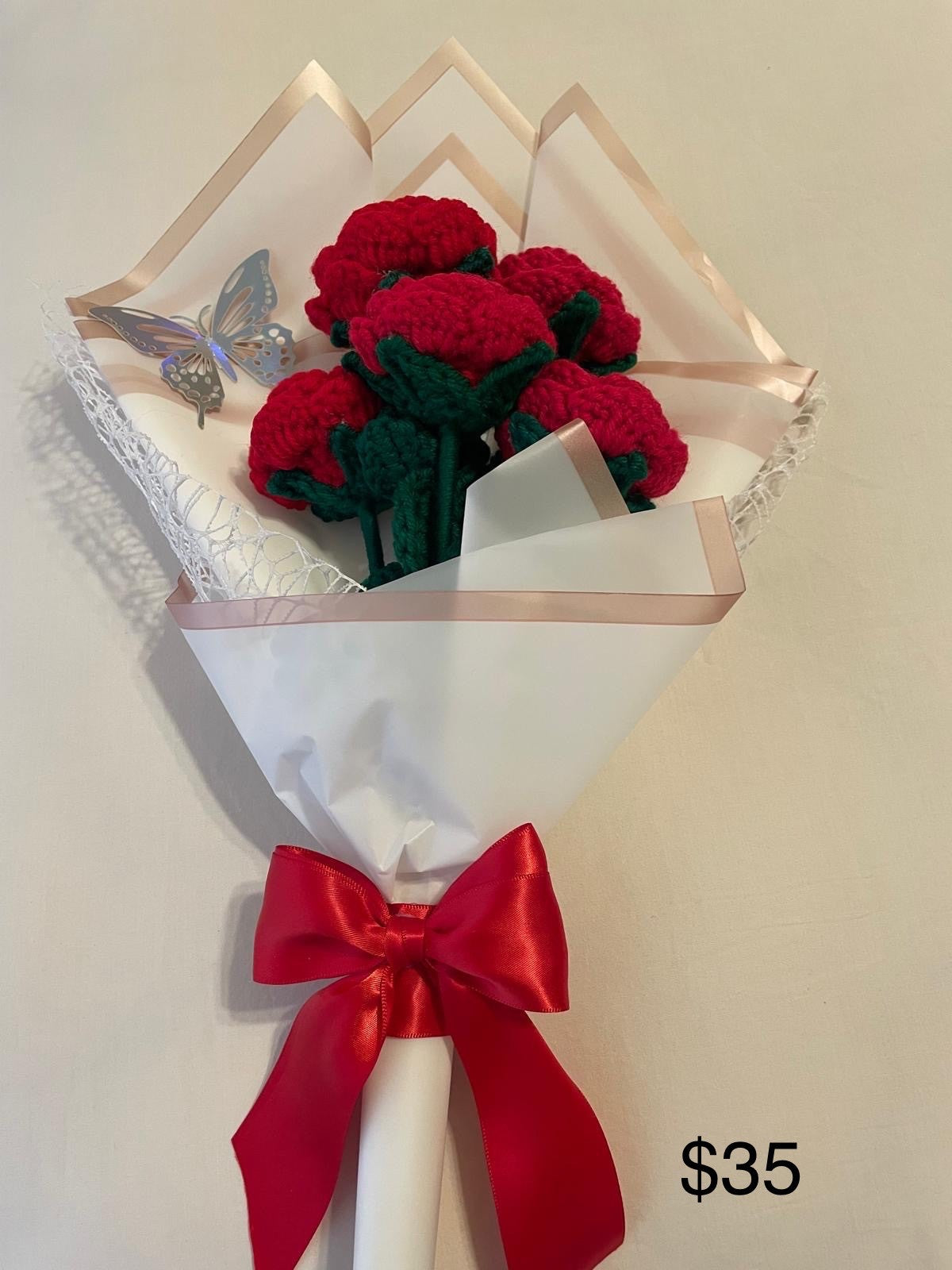 Crochet rose bouquet - Red